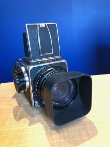 篠山のお客様よりハッセルブラッドのカメラを買取!