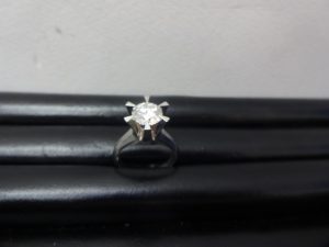 ビックリ買取!ダイヤモンドのリングを買取専門店 大吉 JR八尾店にお売り下さい。