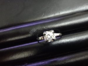 大吉調布店で買取したダイヤモンド リング