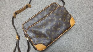 ヴィトン ナイル 買取り 厚木