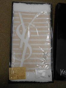 イブサンローラン(バスマット)のお買取りをしました!桑名市の大吉サンシパーク桑名店です!