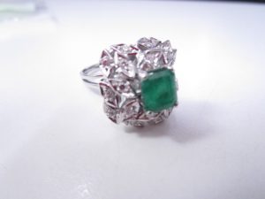 エメラルド　買取　新丸子