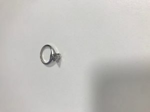 ダイヤモンドの指輪をお買取り致しました大吉鶴見店です。