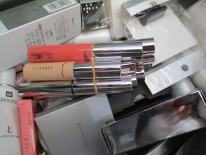 コスメのお買取りもOKです♪大吉松江店