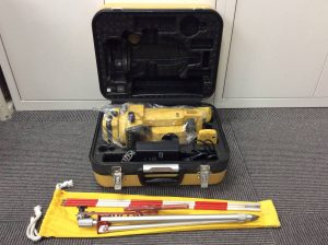 トプコントータルステーションCS-235WF測量機買取大吉鶴見店
