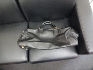 ロエベのバッグを買取専門店　大吉　JR八尾店で買取ました。志紀、柏原、加美、平野、高安、青山、山本、恩智（JR八尾駅約1分）