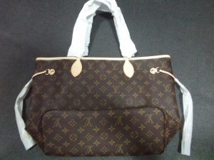 新品のバック,買取り,海老名,座間,綾瀬,相模原