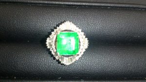 名古屋市東区でエメラルドの高価買取は大吉イオンモールナゴヤドーム前店です