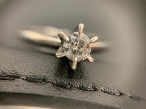 ダイヤモンドの高価買取なら大吉えるむプラザ三田店にお任せください。