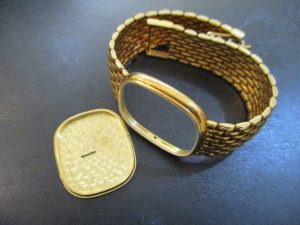 大吉 武蔵小金井店 金無垢時計の画像です。