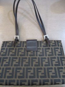 大吉 武蔵小金井店 フェンディハンドバックの画像です。