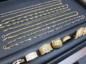 貴金属を売るなら今です!高価買取大吉羽曳野店にお持ちください!