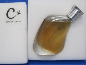 京都奈良で香水の高価買取は大吉ガーデンモール木津川店へ