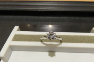 1キャラ以上のダイヤはよりいっそうお高くお買取の買取専門店大吉東急プラザ新長田店です。 