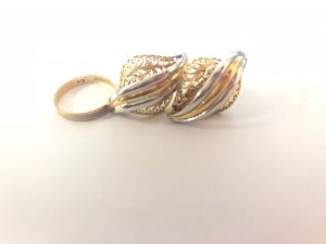 金,プラチナ,買取,高額,都筑