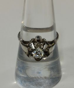 多摩市で貴金属、ジュエリーのお買取りなら買取専門店 大吉 聖蹟桜ヶ丘オーパ店にぜひお任せください!!