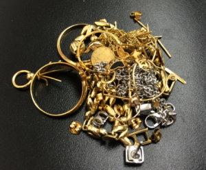 貴金属　プラチナ　ジュエリー　アクセサリー　宝飾品　買取　買い取り　東京　江戸川区　葛西