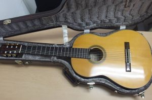 ヤマハ クラシックギター GC-30B