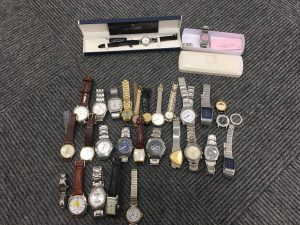 ブランド品ではない時計の買取もしている神戸市西区の大吉イズミヤ西神戸店です！