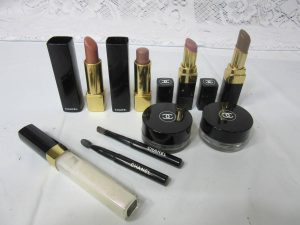 化粧品の買取は大吉羽曳野店にお任せ下さい！