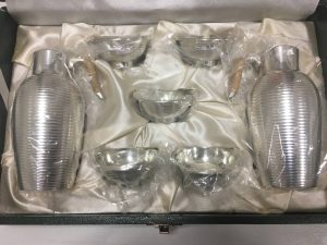 錫製の酒器も買取している神戸駅近くにある大吉デュオこうべ店です!