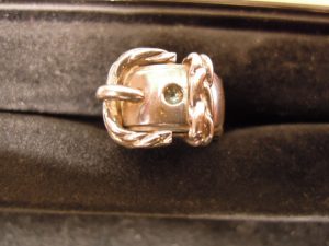 貴金属 大吉今里店