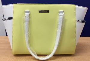 8E17D472-FD05-4151-9673-79A178907F3F