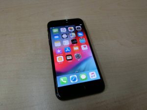 iPhone8 64GB MQ782J A スペースグレイ