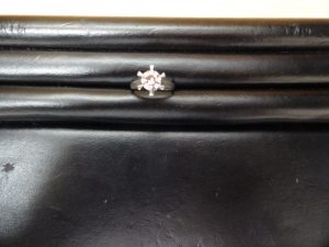 ダイヤモンドのリングを買取専門店 大吉 JR八尾店にお売り頂きました。JR八尾駅徒歩約1分。久宝寺、柏原、平野、志紀、山本、青山、恩智