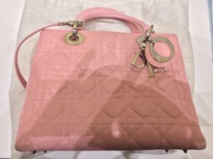 東区でディオールの高価買取は大吉イオンモールナゴヤドーム前店です。