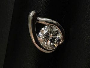 ダイヤモンド買取強化中!!杉並区大吉荻窪店にお任せ下さい!