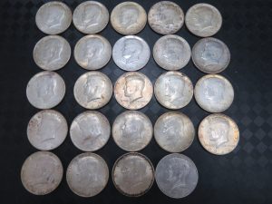 本日はケネディコイン銀貨を買い取りさせていただきました。