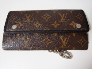 大吉鶴見店はブランド品をお買取り致しました。