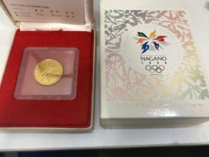 長野オリンピック1万円金貨を売るならアルプラザ堅田店へお持ち下さい\(^o^)/