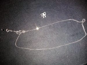 大吉イオンモール新小松店が、壊れてしまったネックレスも貴金属としてお買取いたします。