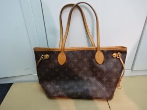 ヴィトン（LV）の買取も大吉 調布店にお任せ下さい