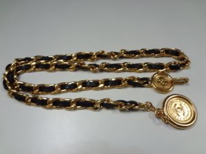 シャネルのチェーンベルトをお買取り致しました♪大吉ミレニアシティ岩出店です！シャネルのチェーンベルトをお買取り致しました♪大吉ミレニアシティ岩出店です！