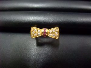 買取専門店大吉 桶川マイン 店 K18 メレダイヤ 色石付き リング お買取りしました。