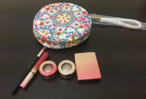 当店では化粧品もお買取りします！ 査定は無料査定ですので、是非一度大吉池田店にお持ちください。