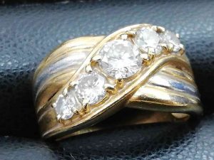 ダイヤ　リング