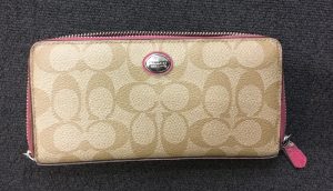 コーチのお財布をお買取りしました!三田市の買取専門店大吉キッピーモール三田店です。