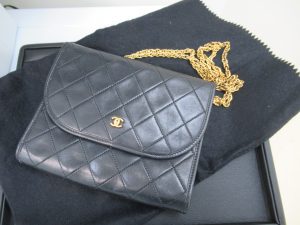 シャネル買取松山