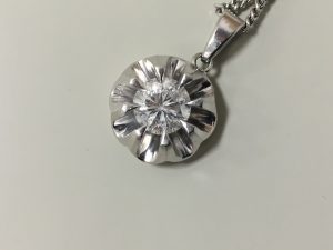 ダイヤモンドの買取なら神戸駅近くにある大吉デュオこうべ店にお任せ下さい!!