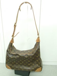 べたつき・剥がれも大丈夫!Louis Vuitton(ルイヴィトン)のバッグお買取は霧島市の大吉霧島国分店におまかせ!!