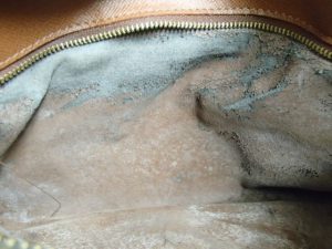 べたつき・剥がれも大丈夫！Louis Vuitton(ルイヴィトン)のバッグお買取は霧島市の大吉霧島国分店におまかせ！！