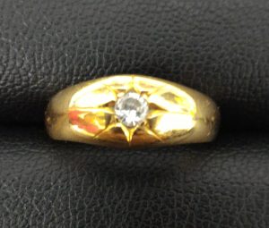 多摩市でダイヤモンド、ジュエリー、貴金属のお買取りは買取専門店 大吉 聖蹟桜ヶ丘オーパ店にぜひお任せください!!