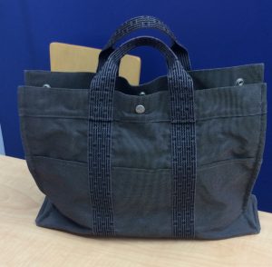 エルメス・エールライン（ハンドバッグ）買取致します。買取専門店大吉サンビーチ追浜店です。