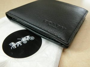 COACH・コーチ F75003 メンズ二つ折り財布 カーフレザー ブラック