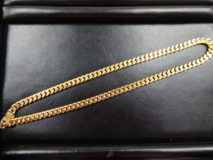 買取専門店　大吉　JR八尾店で金のネックレスをお買取。志紀、柏原、久宝寺、平野、恩智、山本、青山、高安、近！