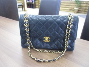シャネル 買取 弘前